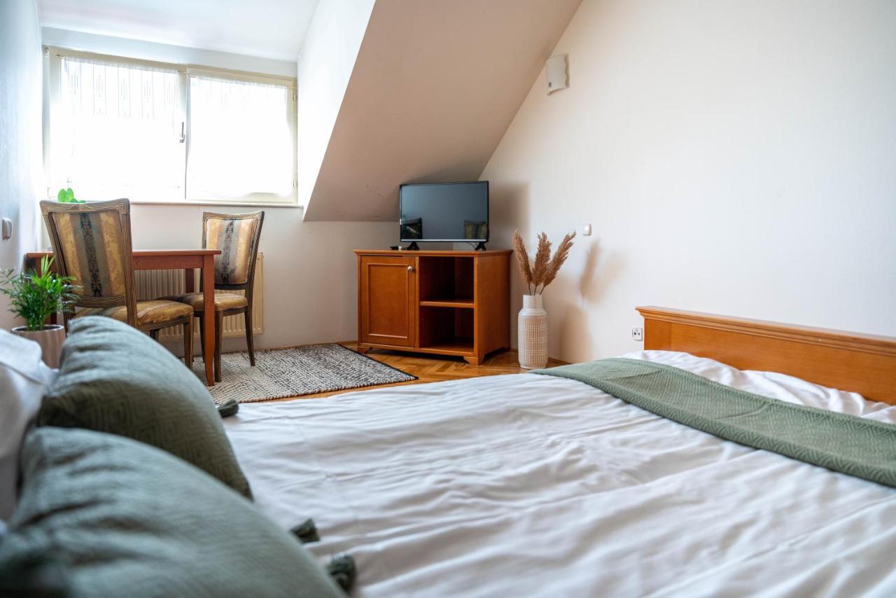 Lagoja B&B Trzin Eksteriør bilde